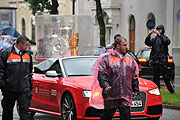 vorher ging es im Autocorso von Schwabing zum Marienplatz (©Foto: Nathalie Tandler)